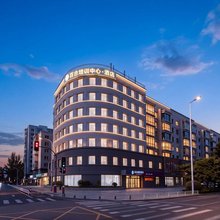 百合桔枳酒店(沈阳北站中医药大学地铁站店)
