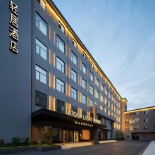 郑州二七广场大上海城轻居酒店