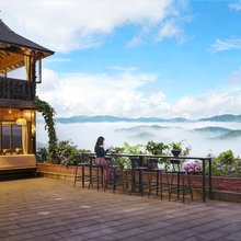 翁洼家人·日落云海|观景露台阁院(景迈山古茶林景区店)