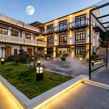 十二间·设计师艺术温汤度假美学美宿(安吉奇幻嘉乐比店)