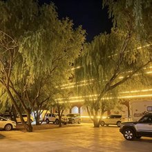 巴塘世纪庭院酒店