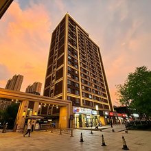 马冬梅优选酒店(长安航天城中心广场店)