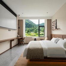 川主·忆楠舍(黄龙九寨高铁站店)