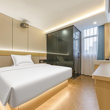 永庆美宿(广州永庆坊黄沙地铁站店)