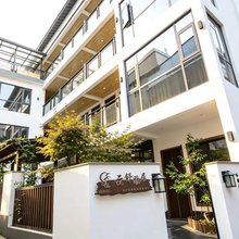 重渡沟云舒雅居民宿(演艺广场店)