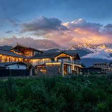 丽江玉龙Ethereal Peaks无尘一山·田野雪山观景民宿(白沙古镇店)