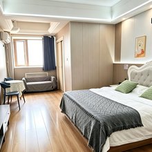 中州之星时尚观影民宿(正弘城世豪小公馆店)