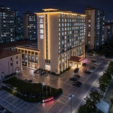 上润酒店(盐城金鹰聚龙湖日月路店)