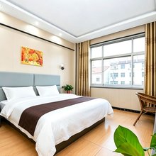 墨鸿商务宾馆(滕州站新兴步行街店)