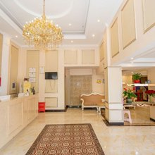 巴厘阳光酒店(瑞安街地铁站武汉理工大学南湖校区店)