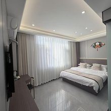 云庭商务宾馆(安宁青山机场店)