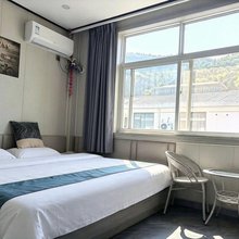 云阁瀑布民宿(黄河壶口瀑布风景名胜区游客中心店)
