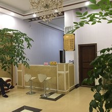 彝良紫荆商务酒店