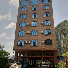 冰河红火砖民宿