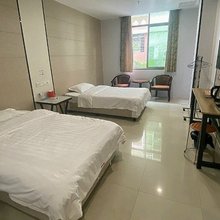 江门怡景酒店(新会万达广场店)