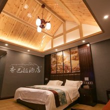 理塘香巴拉酒店