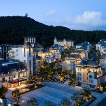 九江庐山风景区仰天坪希尔顿欢朋酒店