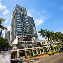 喆啡酒店(湛江万达广场华都汇店)