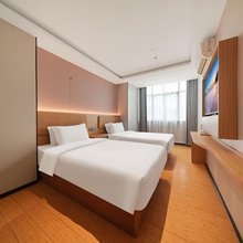 纳兰商旅酒店(上海福建中路店)