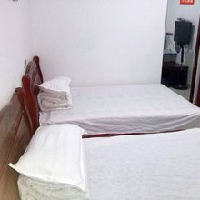 营山渝满春旅馆