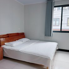 心怡公寓(开封万岁山武侠城店)