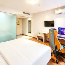 亚信电竞酒店(湘潭市中心医院店)