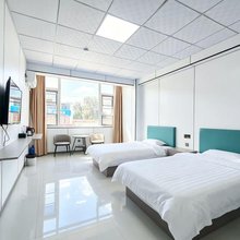 鹏程酒店(平凉体育运动公园甘肃医学院店)