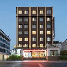 宜宾凯顿假日酒店(翠柏商贸城店)