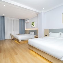 榆悦酒店(小金红军会师广场店)