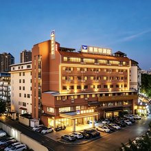 雅斯特酒店(南宁南湖公园星湖路店)