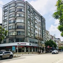 羽佳商务酒店(钦州老街景区店)
