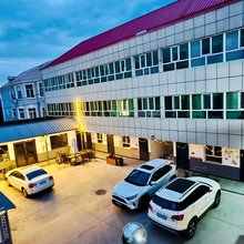 拾光里居民宿(伊宁国际机场伊宁火车站店)