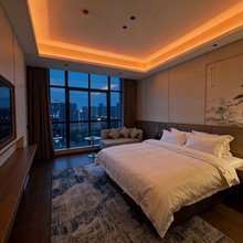 润瑞铂金酒店