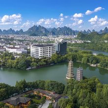 福朋喜来登酒店(桂林两江四湖象鼻山景区店)