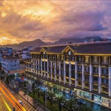 瑞都智慧酒店(大理高铁站洱海公园店)