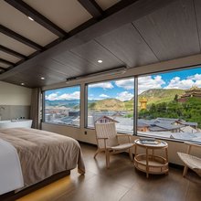 香格里拉云边观景民宿(独克宗古城大佛寺转经筒店)