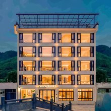 瑞楠山居270°智能轻奢美宿(黄山汤口镇店)