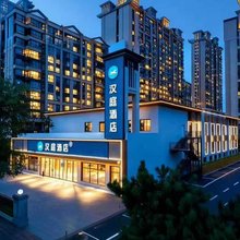 汉庭郑州经开第一大街梁湖地铁站酒店