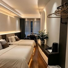 避风港酒店(贵阳花果园购物中心店)