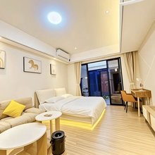 海奕臻品公寓(广州南沙金茂湾店)