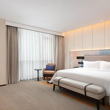 鑫珊珊假日酒店(海沧翁角路地铁站店)