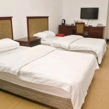 广州穗峰宾馆(客村地铁站广州塔店)