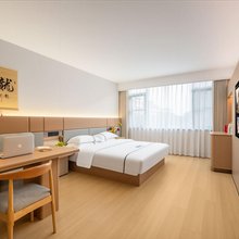 锦翊酒店(重庆邮电大学黄桷垭老街店)