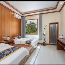 敦煌沙露主题客栈(鸣沙山月牙泉景区店)