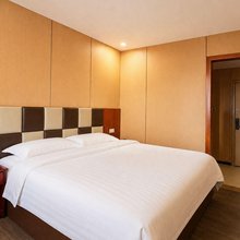 锐逸酒店(南宁安吉客运站店)