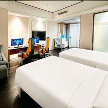亚信电竞酒店(武汉理工大学南湖校区店)