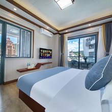 西双版纳景洪晟朗酒店(告庄西双景星光夜市店)