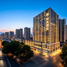 派·时光酒店(胖东来三胖店)