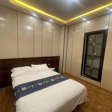 扎溪卡宾馆