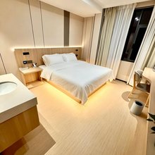 龙泉龙庭假日民宿(安仁镇永和桥店)
